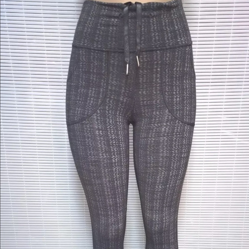 4 Lululemon skinny will Pant